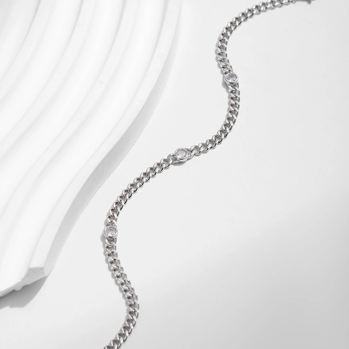 MODIAN® White Gold Plated Round Moissanite Twisted Bracelet - Sterling Sliver